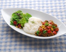 ドライカレー ¥1,290 ドライカレー