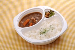 リンゴとバナナの甘口カレー弁当 ¥700