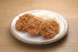 やわらかヒレかつ ¥704 やわらかヒレかつ
